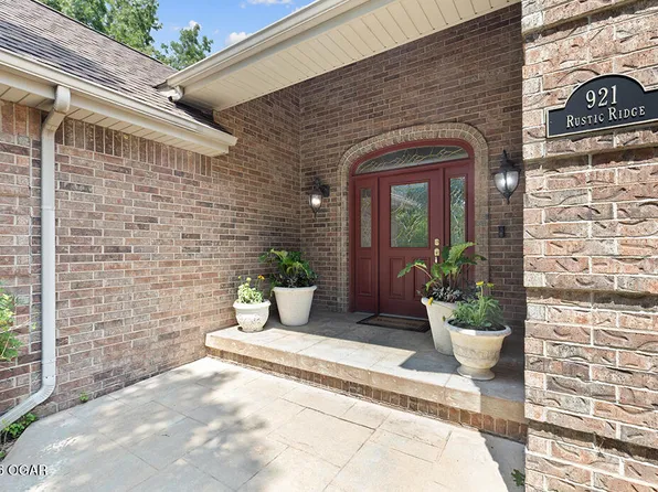 921 Rustic Ridge Dr, Joplin, MO 64804