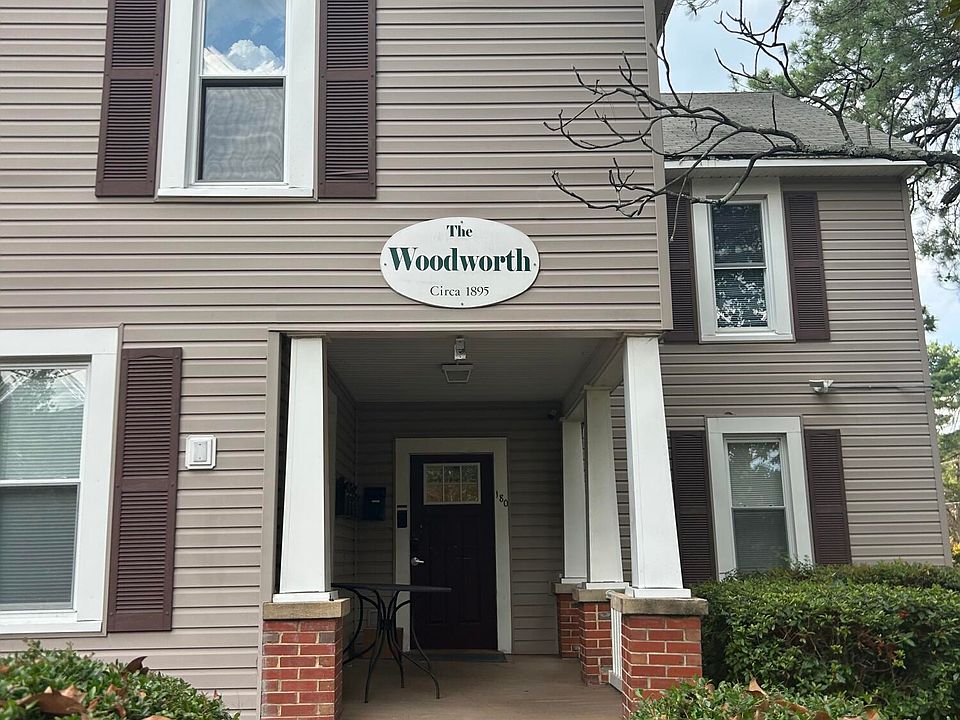 1st image of 180 N Bennett St #3