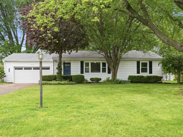 3029 Field Dr, Kokomo, IN 46902
