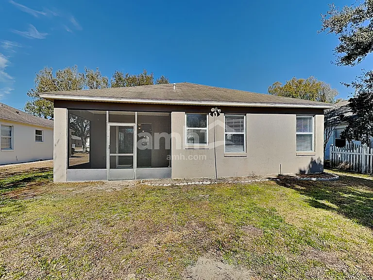 1560 Mountclair Ct — Photo 19