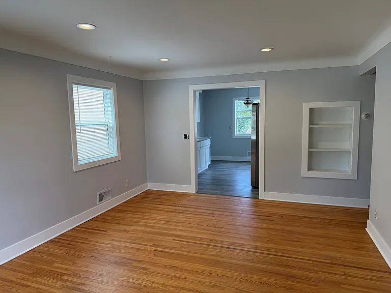 6046 Portland Ave — Photo 4