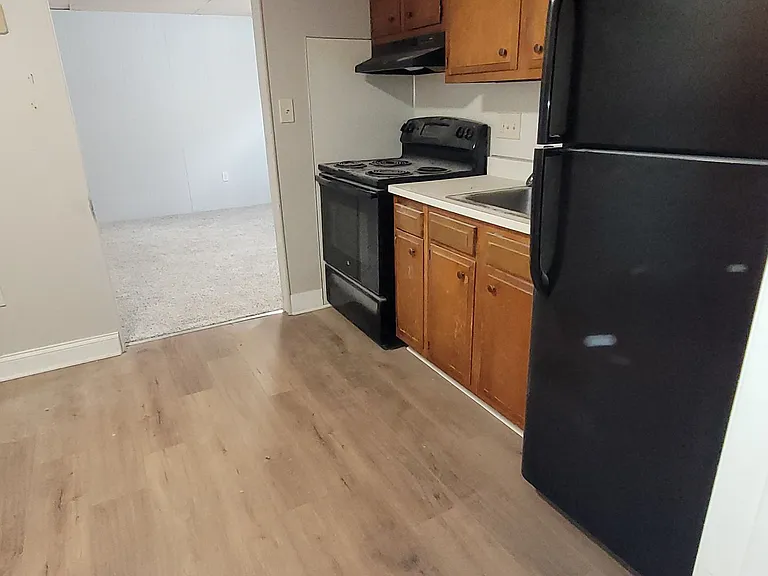 23 Cloister Ave — Photo 18