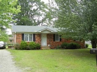 45 Hooker St, Savannah, TN 38372