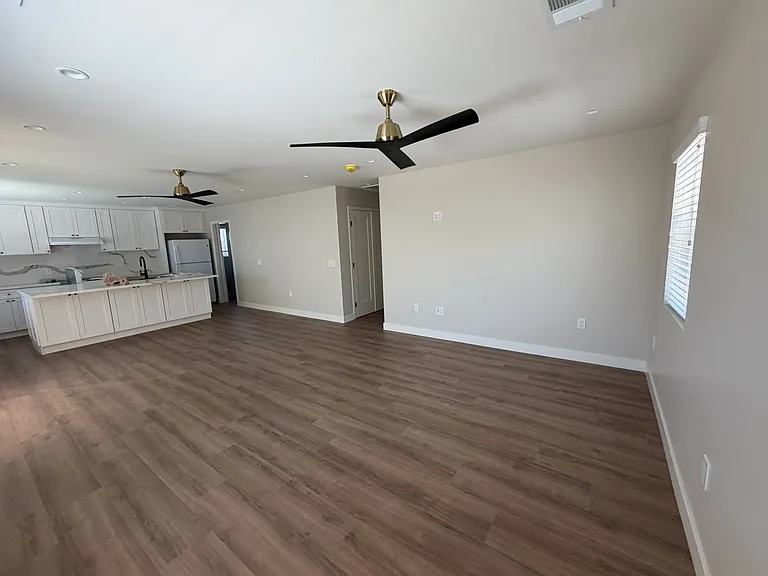 15042 Joycedale St — Photo 33