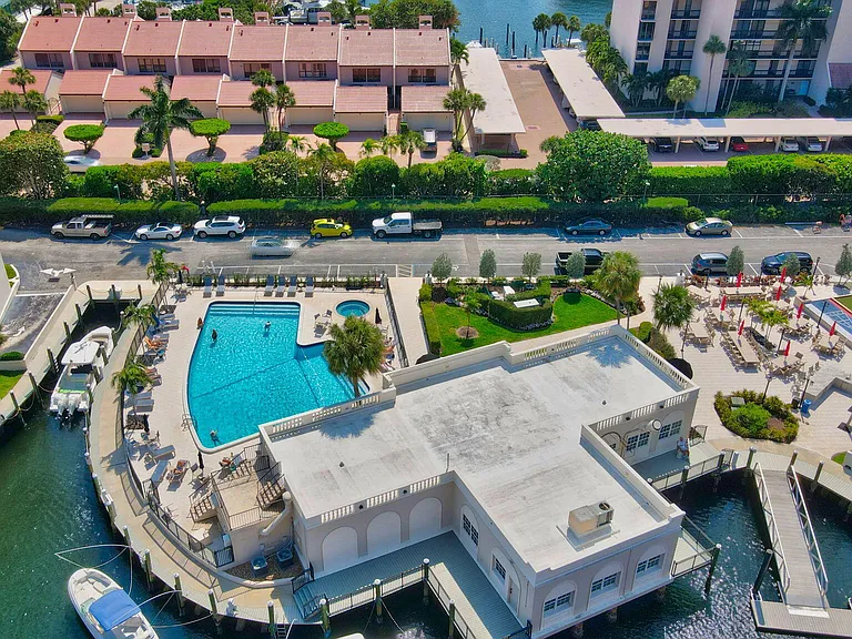 2871 N Ocean Blvd #R254 — Photo 29