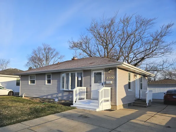 2700 W Cheyenne Rd, Waukegan, IL 60087