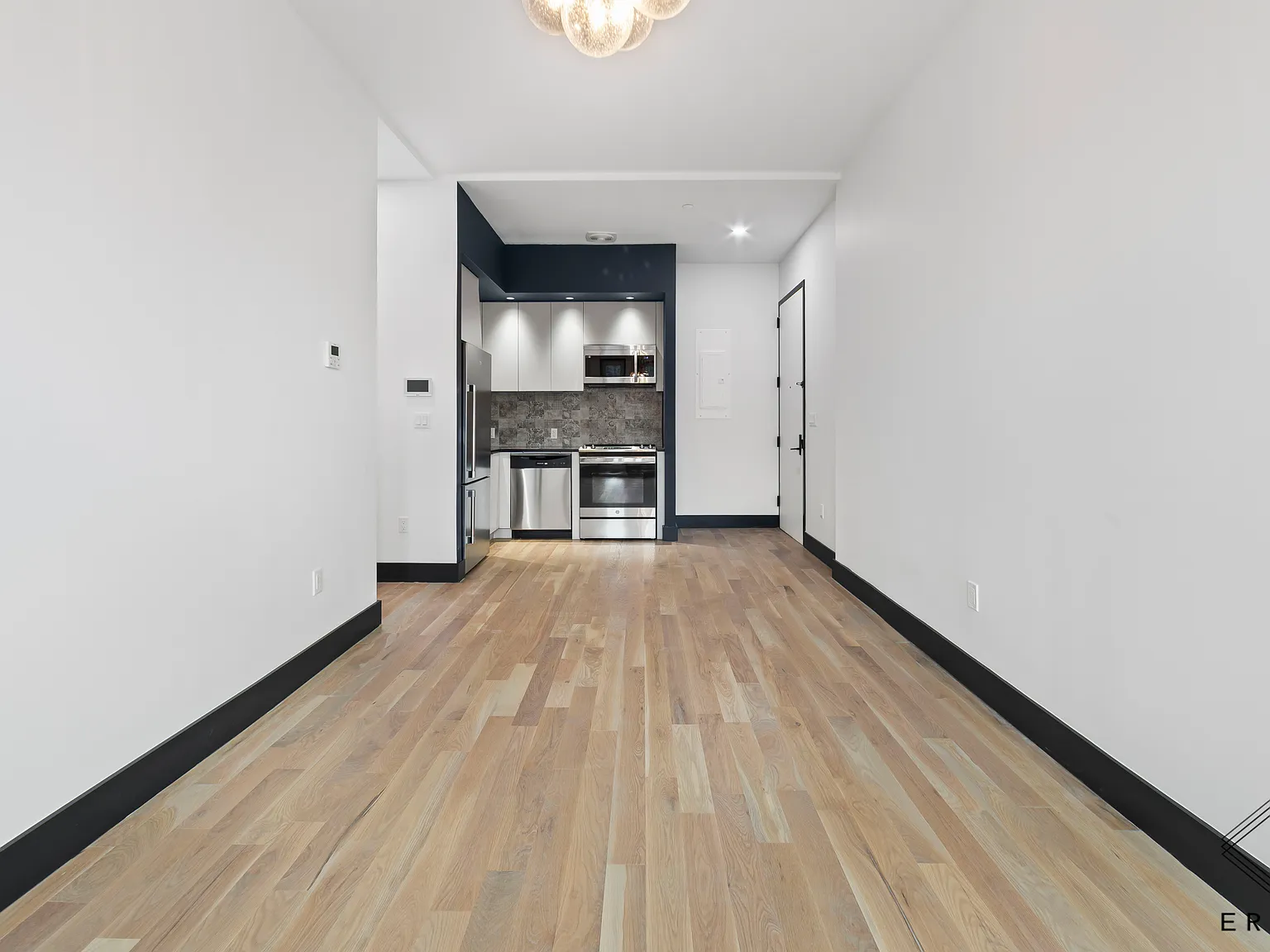 7 Melrose Street — Photo 4