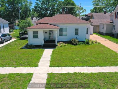 915 W Division St, Grand Island, NE, 68801