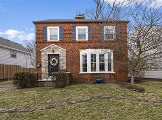 3929 Washington Blvd, University Heights, OH 44118
