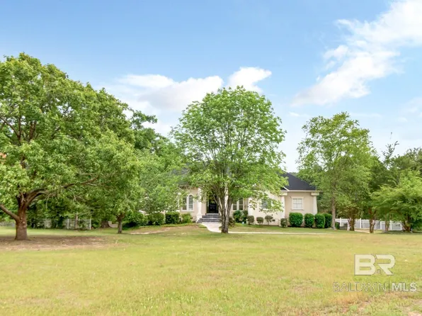2640 Meadow Lake Rd, Semmes, AL 36575