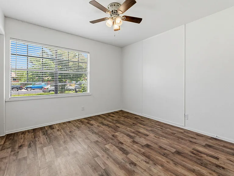 6601 Stonleigh Pl — Photo 14
