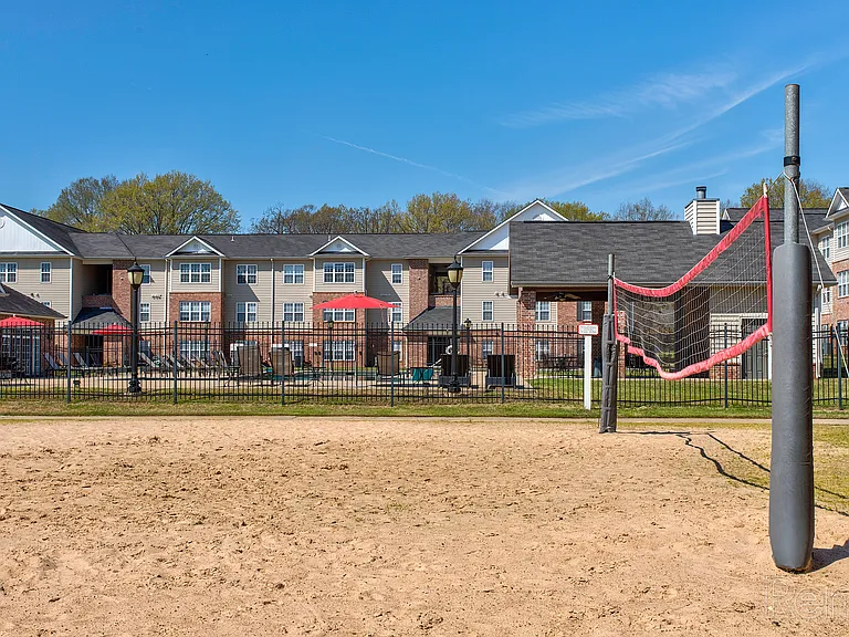 Glenrock Apartments — Photo 26