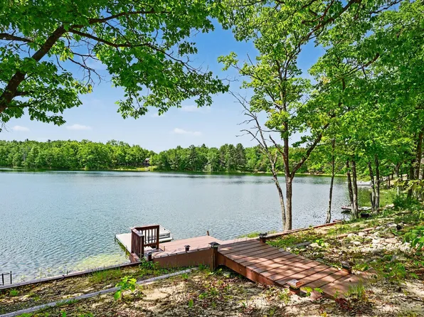 8064 Eagle Lake Dr NE, Mancelona, MI 49659