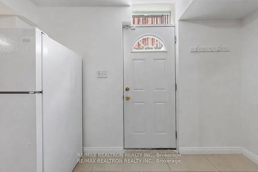1 bed, $1,650 — Photo 3