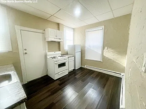 133 Kimball Ave Photo 1