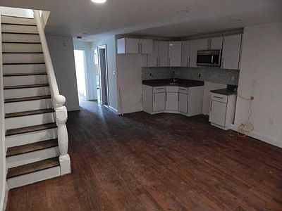 3rd image of 2044 Pacific St APT 3