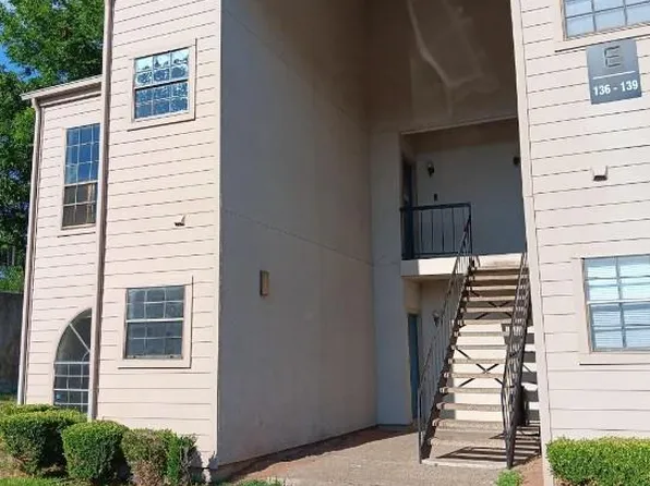 9747 Whitehurst Dr APT 137, Dallas, TX 75243