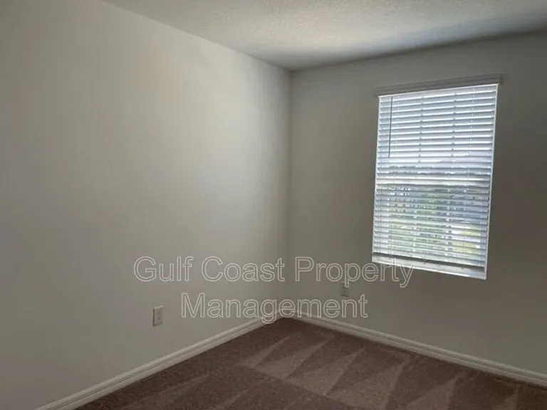 5776 Haven Ter — Photo 14