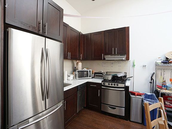 2nd image of 318 Troutman St #3L