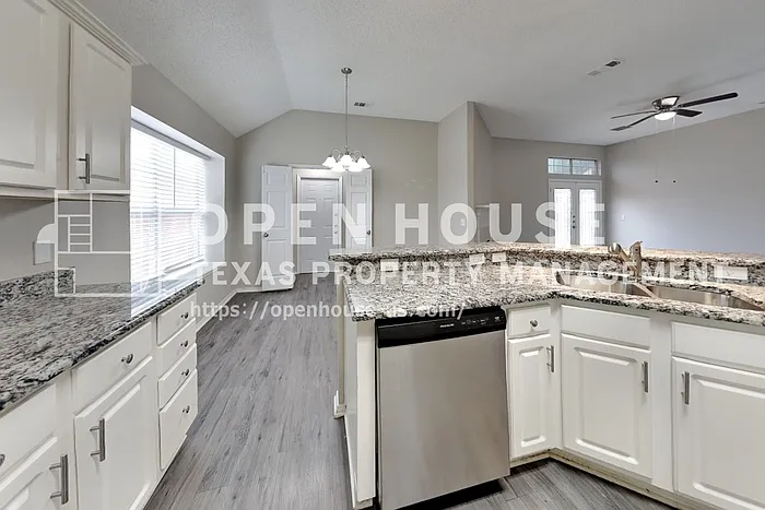 7411 Sonoma Valley Dr — Photo 7