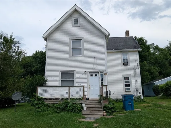 652 Young St SE, Massillon, OH 44646