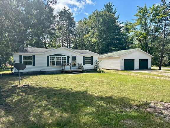 2nd image of 4973 Helen Dr