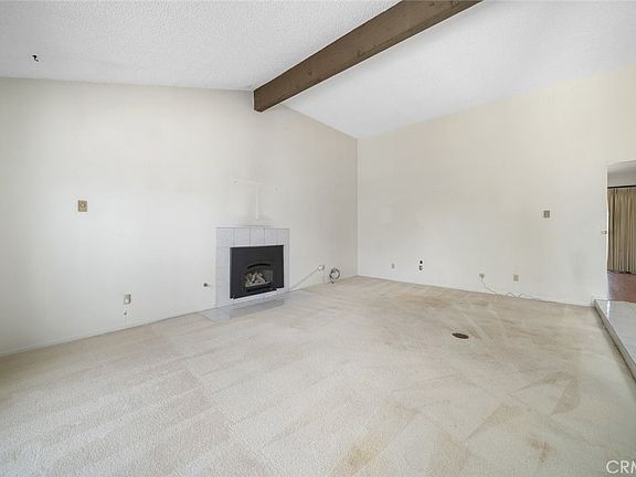 5th image of 1360 Laurel Ln APT 3