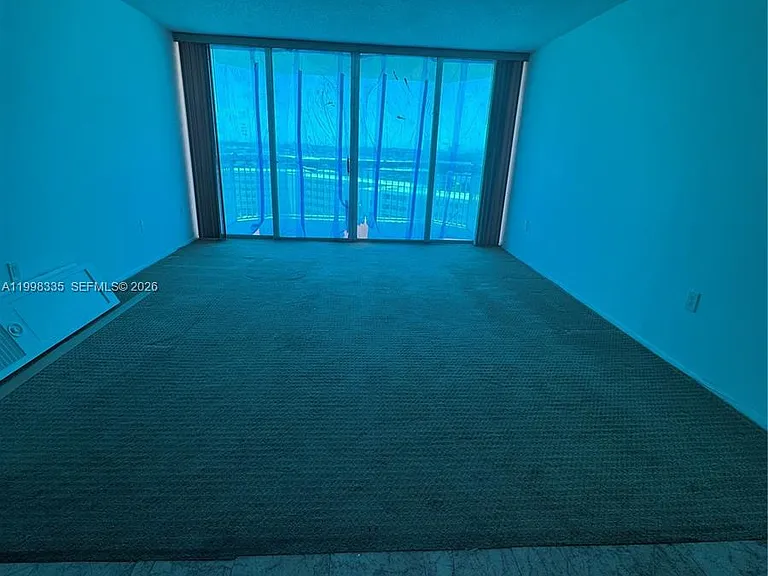 18011 Biscayne Blvd #1003 — Photo 15