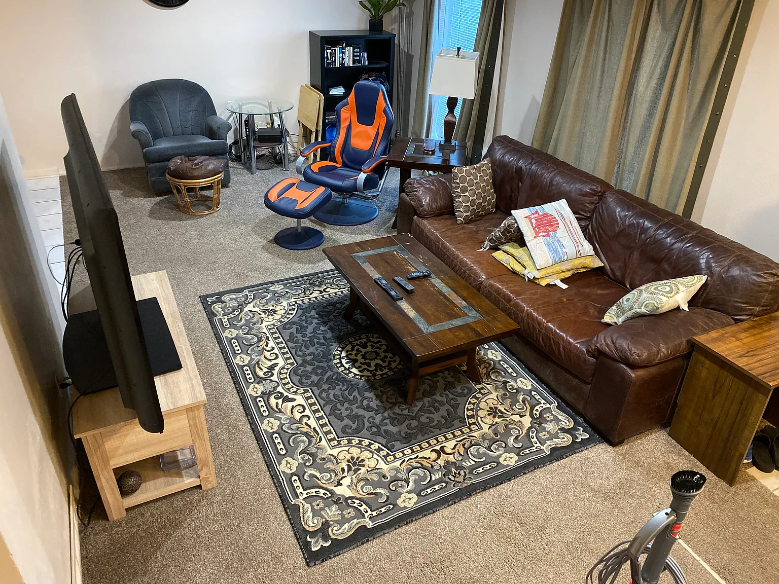 5 bed, 2875 sqft, $700 — Photo 3