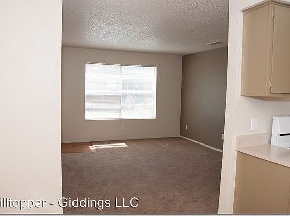 3rd image of 448 N Joekel Ave #3418729