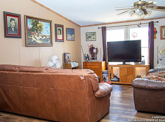 5th image of 2160 County Road 307