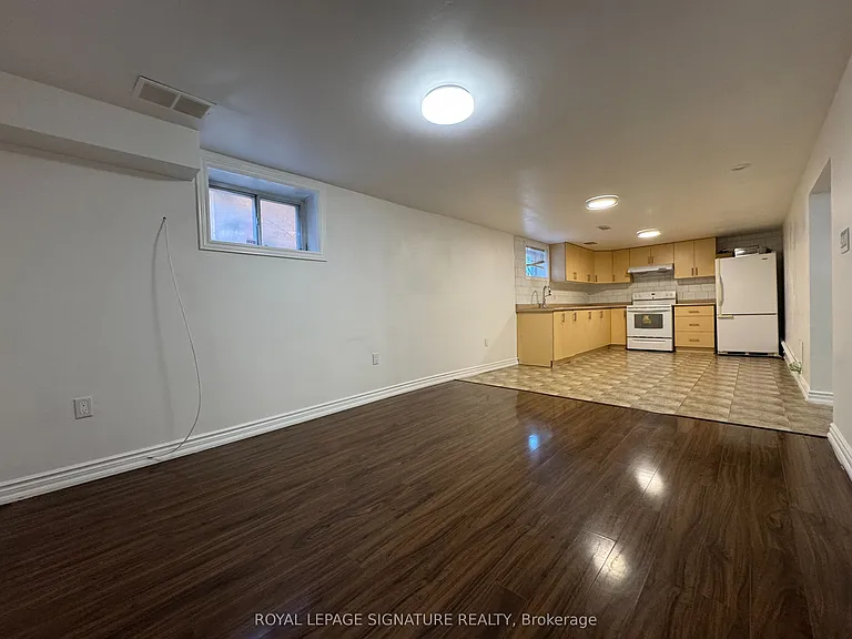 130 Budea Cres #BASEMENT — Photo 5