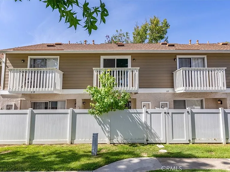 111 Abbeywood Ln — Photo 26