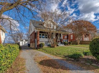 2155 Mountain View Ter SW, Roanoke, VA 24015