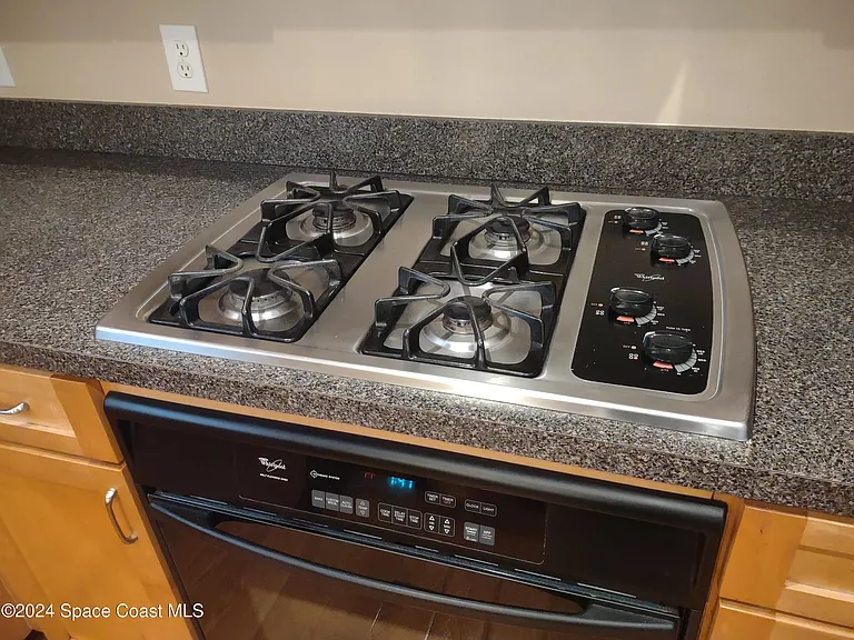 3541 Deer Lakes Dr — Photo 8