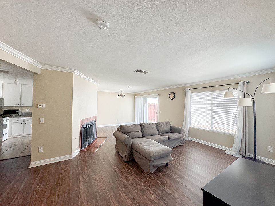 1st image of 23610 Monument Canyon Dr Unit B