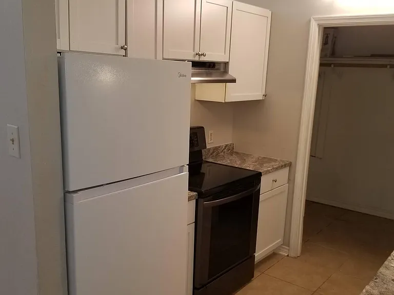 1818 Fox Run Dr #2 — Photo 6