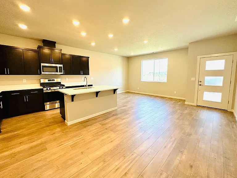 8269 SE Leafhopper St — Photo 5