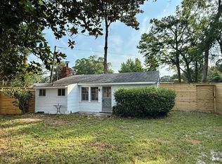 313 1/2 Pine Grove Dr, Wilmington, NC 28409