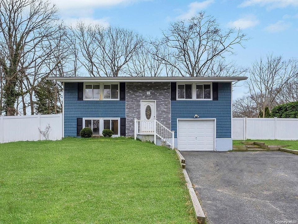 1st image of 40 Arrowhead Lane