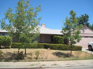 6300 Clara Way, North Highlands, CA 95660