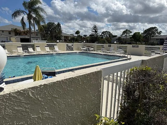 1500 SE Royal Green Cir #203 — Photo 18