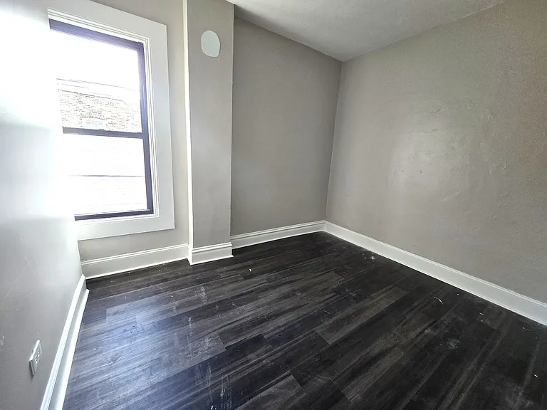 3110 S Lowe Ave #2 — Photo 11