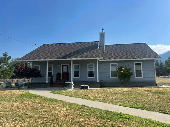 153 Church St, Etna, CA 96027