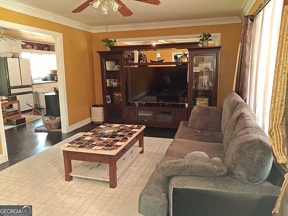 5th image of 5110 Hill Rd