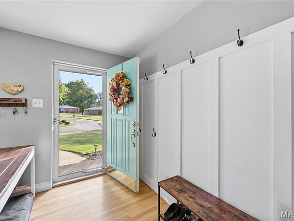 5th image of 917 Clearview Dr