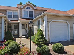 1202 Pinecrest Pl #5-B, Willoughby, OH 44094