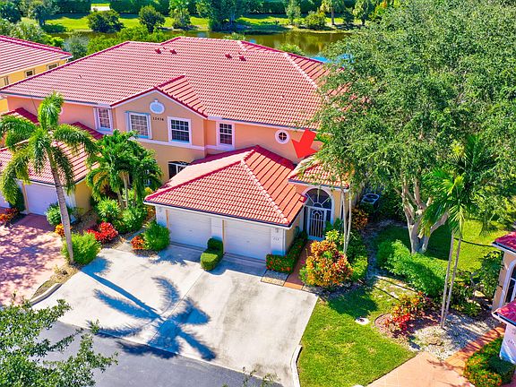 3rd image of 12438 Crystal Pointe Drive #202