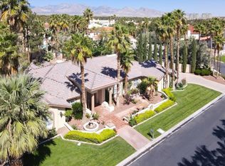 1813 Skyline Dr, Las Vegas, NV 89117