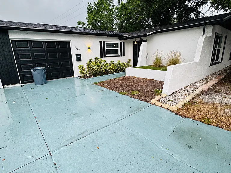 8200 Winthrop Dr #8120 — Photo 37